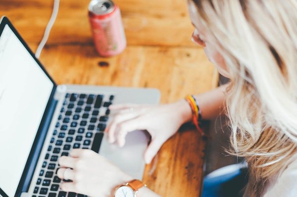 Démarches administratives pour faciliter l'intégration d'un salarié étranger