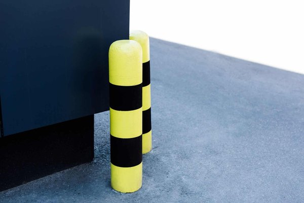Avantages des bornes escamotables automatiques de dissuasion